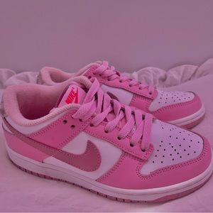 Nike Dunk Low “Pink Velvet”